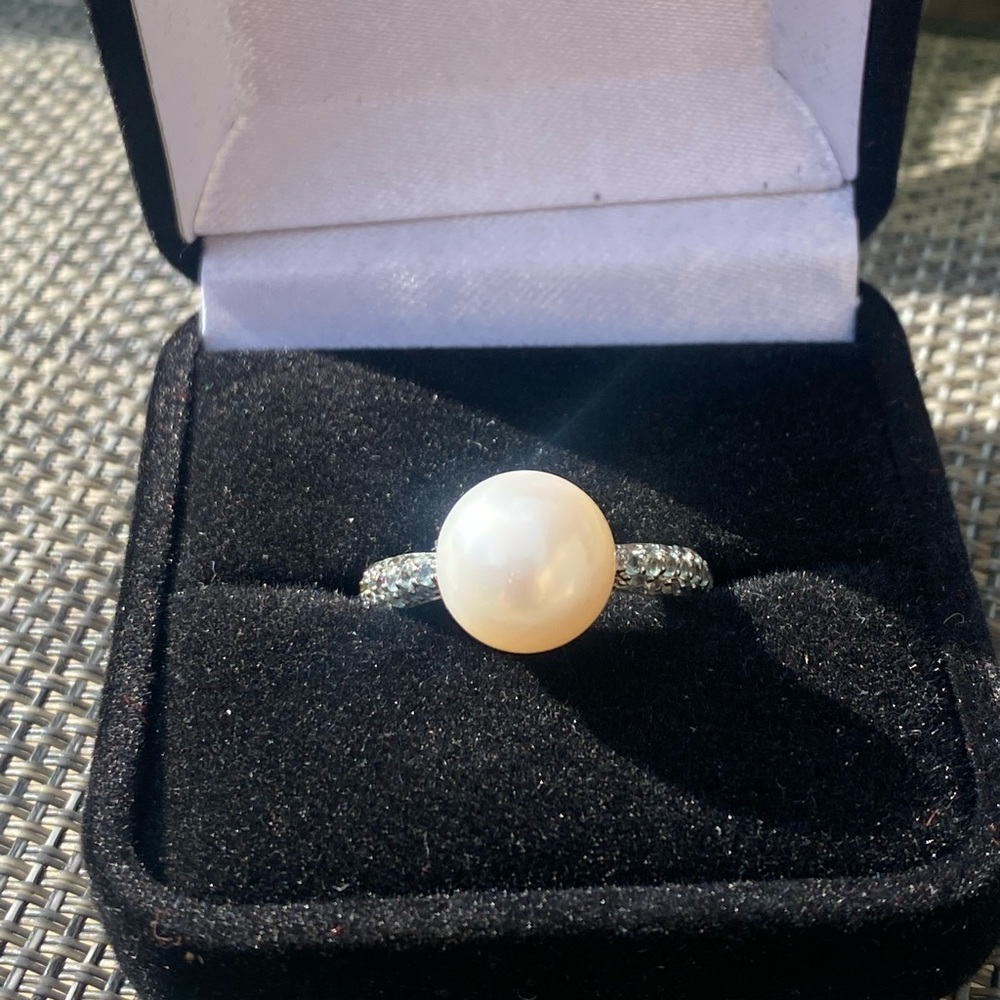 Freshwater Pearl with Alexandrite SS Ring